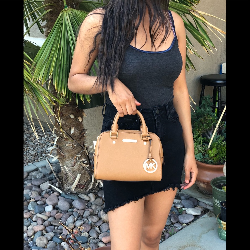 🆕 Small Michael Kors satchel bag